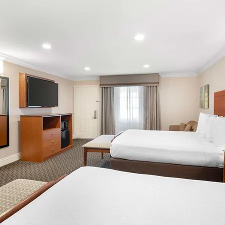 Best Western Oxnard Inn Exterior photo